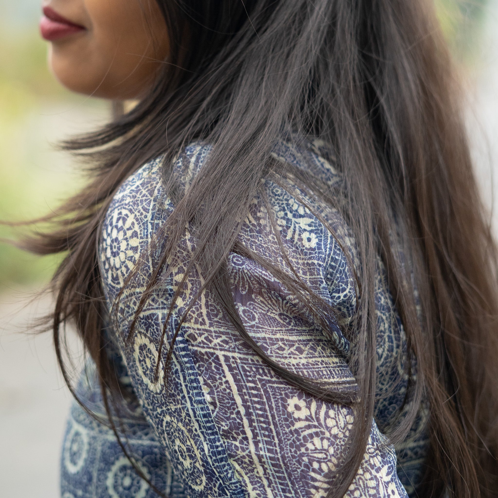Chiffon kurta with side slit and tying